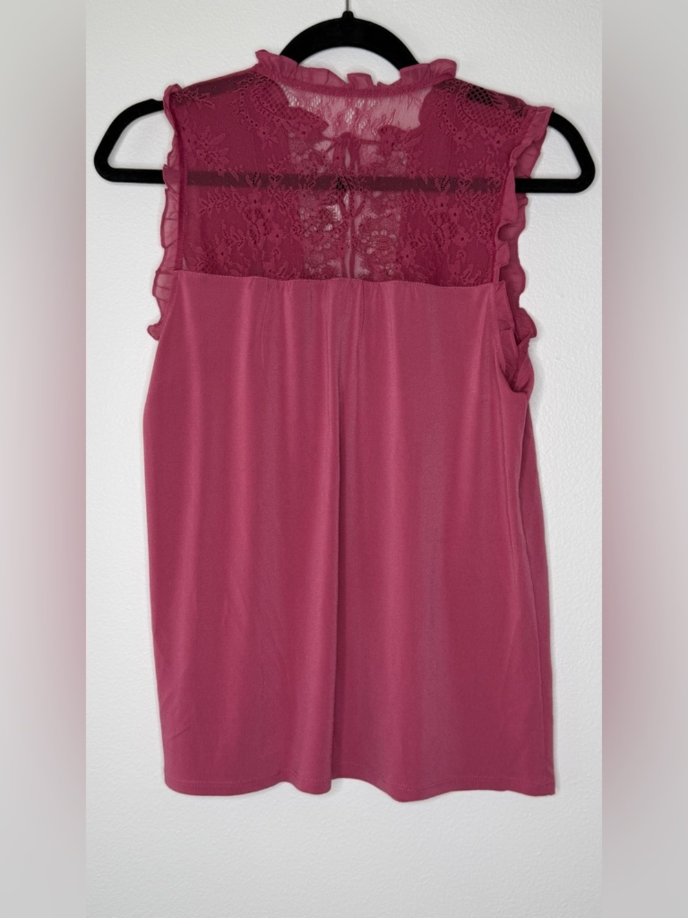 Express Lace Blouse Medium‎ Deep Raspberry/Berry Pink Sleeveless Ruffle Work Top - Picture 3 of 7